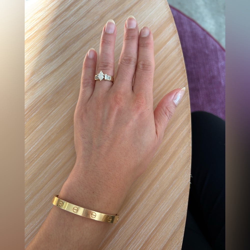 Elegant Gold Diamond Ring